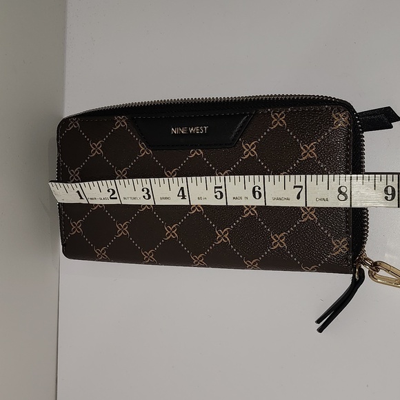 Nine West Black and Brown Patterned Wallet - Picture 8 of 8